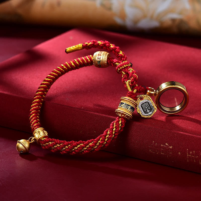 Red gold bracelet with Ghau prayer box
